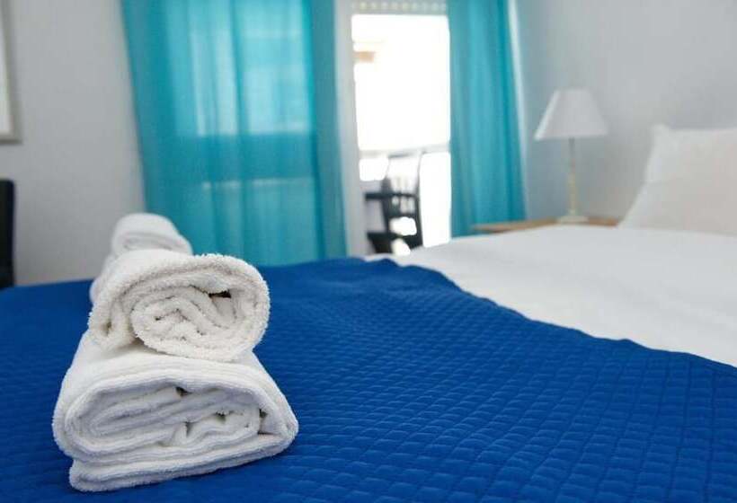 اتاق استاندارد با سرویس بهداشتی مشترک, The Story Guest House   Adults Only