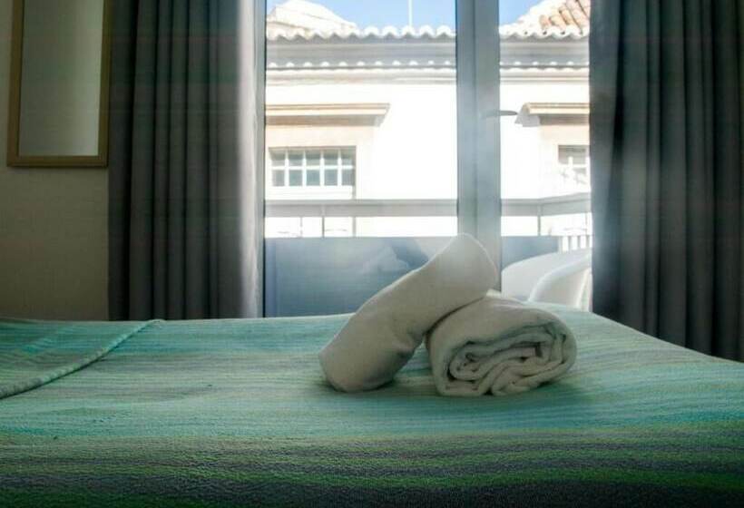 اتاق استاندارد با سرویس بهداشتی مشترک, The Story Guest House   Adults Only