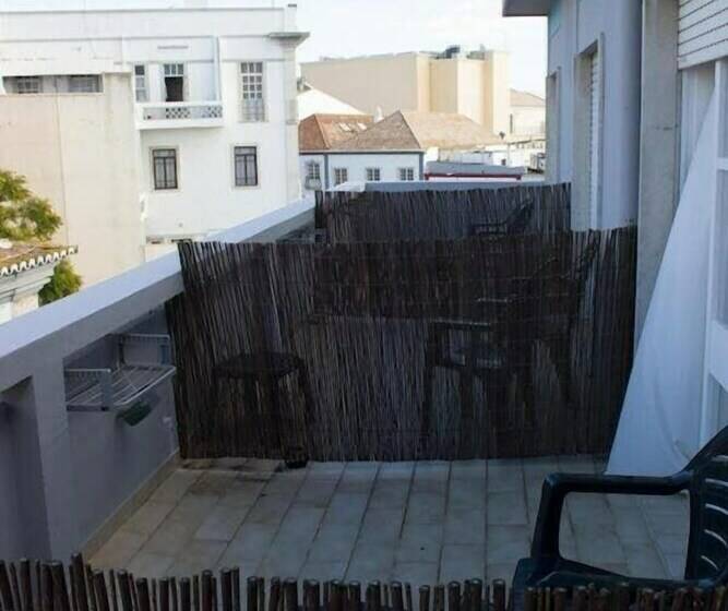 اتاق استاندارد با سرویس بهداشتی مشترک, The Story Guest House   Adults Only