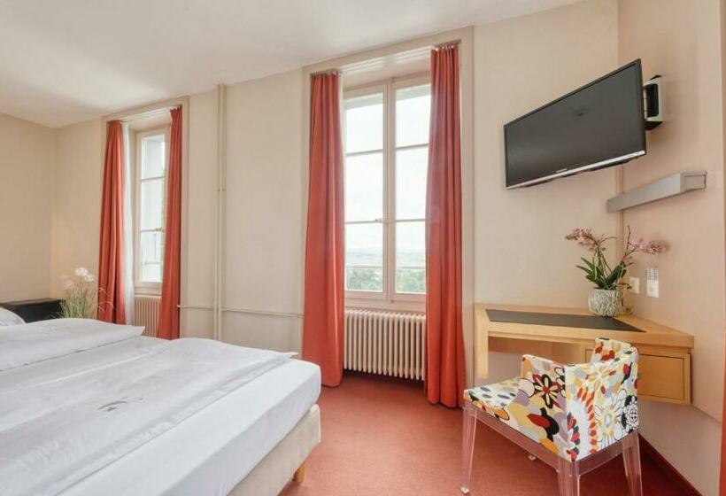 Номер Стандарт, Hôtel Le Funi De Cossonay