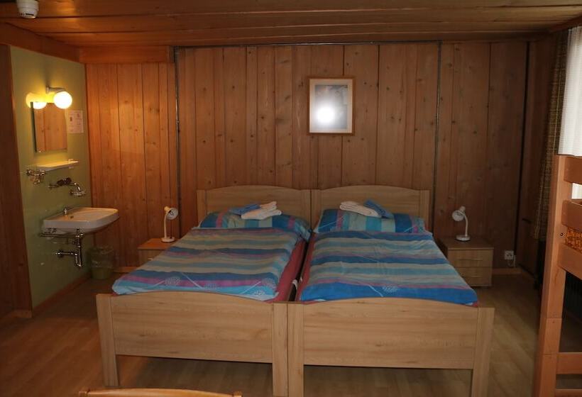 اتاق خانوادگی با سرویس بهداشتی مشترک, Restaurant Stechelberg Bed & Breakfast