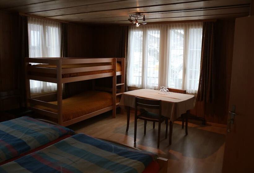 اتاق خانوادگی با سرویس بهداشتی مشترک, Restaurant Stechelberg Bed & Breakfast