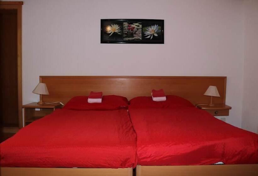 اتاق خانوادگی, Restaurant Stechelberg Bed & Breakfast