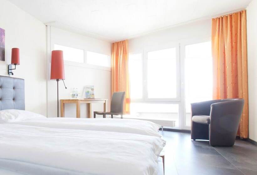 اتاق استاندارد با چشم‌انداز کوهستان, Rigi Kaltbad Swiss Quality