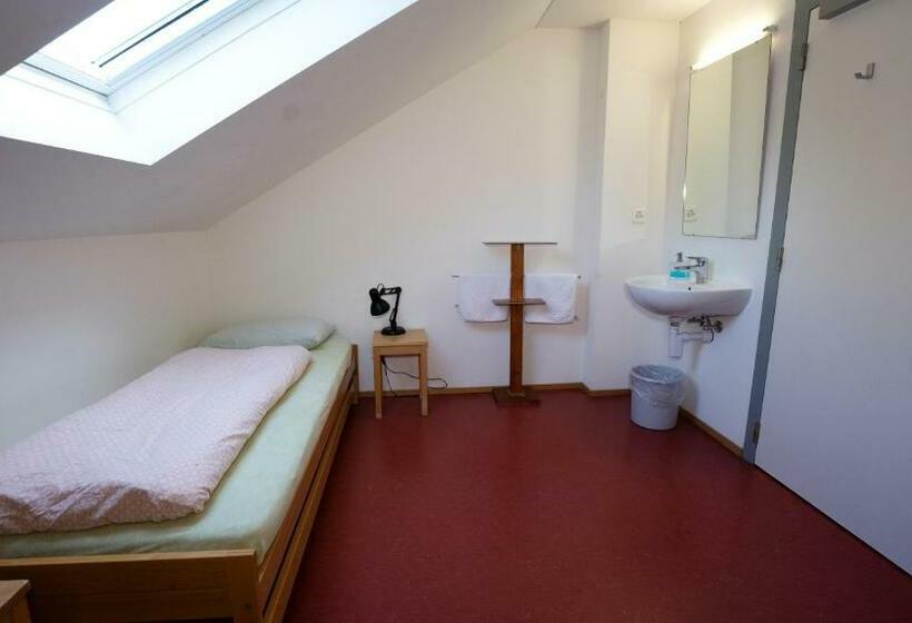バスルーム共有のシングルスタンダード, Kreuzlingen Youth Hostel