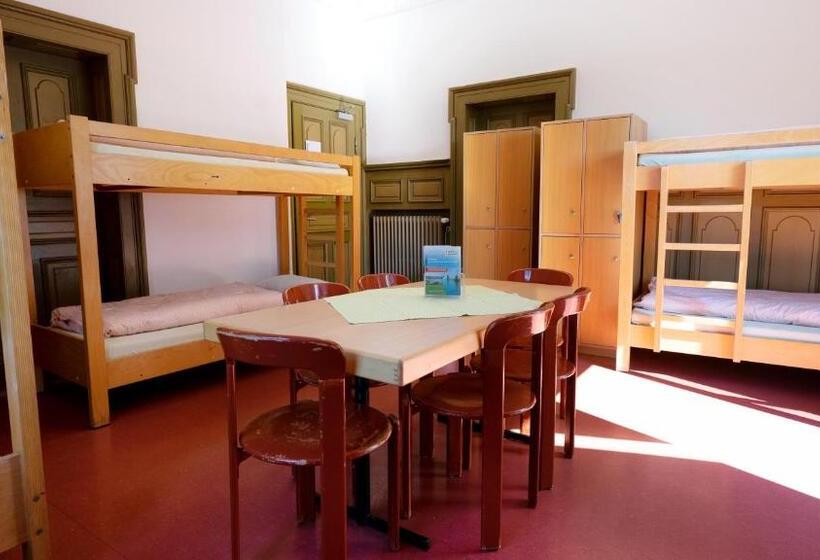 ルームシェアのワンベッド, Kreuzlingen Youth Hostel