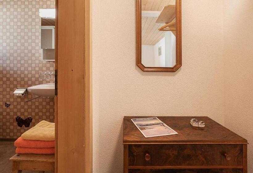 스탠다드 룸, Lehmann's Herberge Hostel