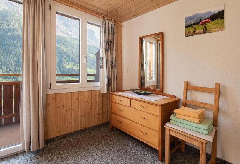 스탠다드 트리플 발코니 룸, Lehmann's Herberge Hostel