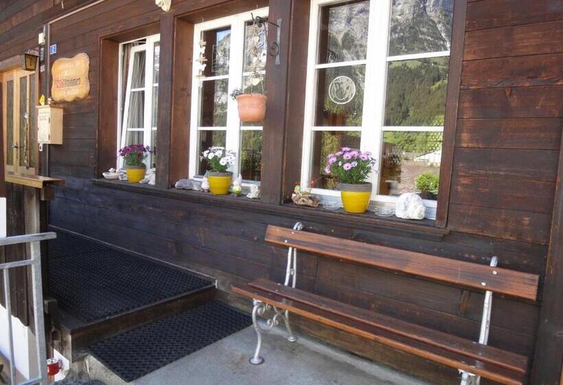 스탠다드 트리플 룸, Lehmann's Herberge Hostel