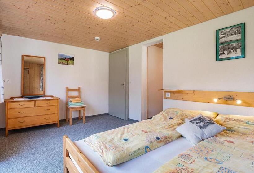 스탠다드 트리플 발코니 룸, Lehmann's Herberge Hostel