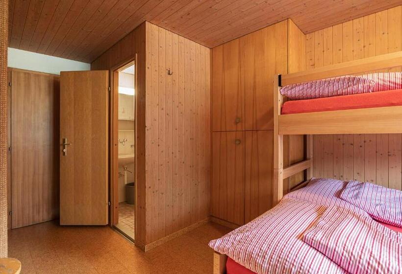 스탠다드 트리플 룸, Lehmann's Herberge Hostel