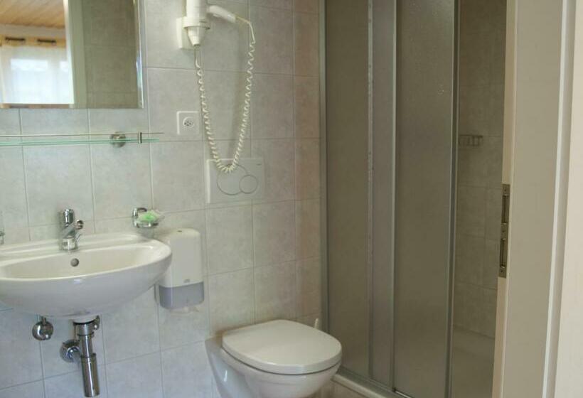 اتاق استاندارد, Motel Restaurant 13 Etoiles