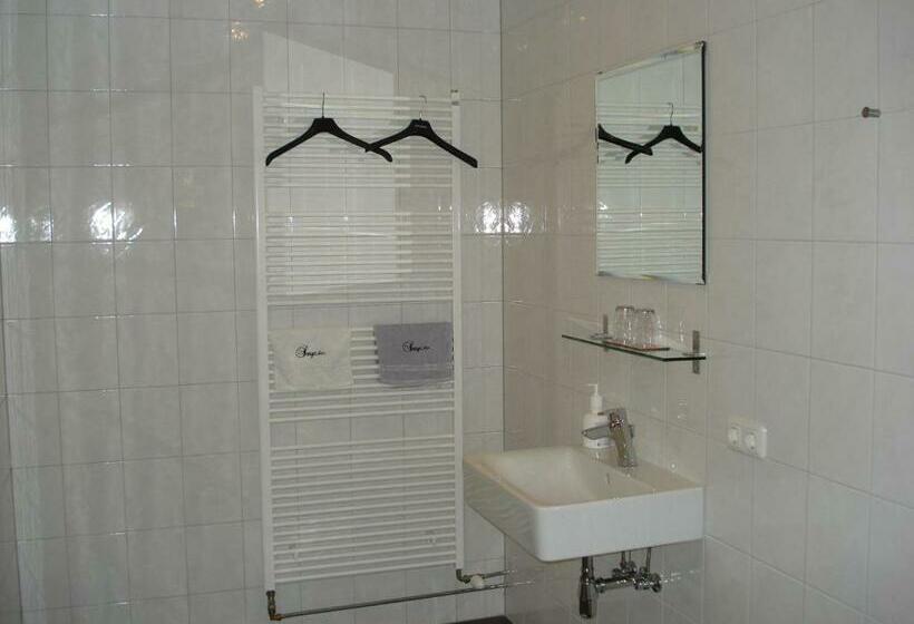 اتاق استاندارد, B & B Leudal