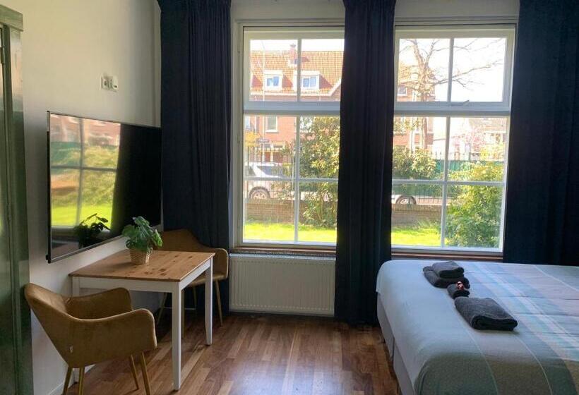 اتاق لوکس با تخت بزرگ, Bommelsteijn Lodge
