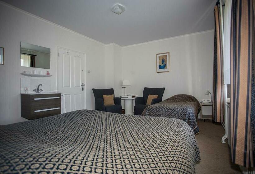اتاق استاندارد سه نفره, B&b Einrade