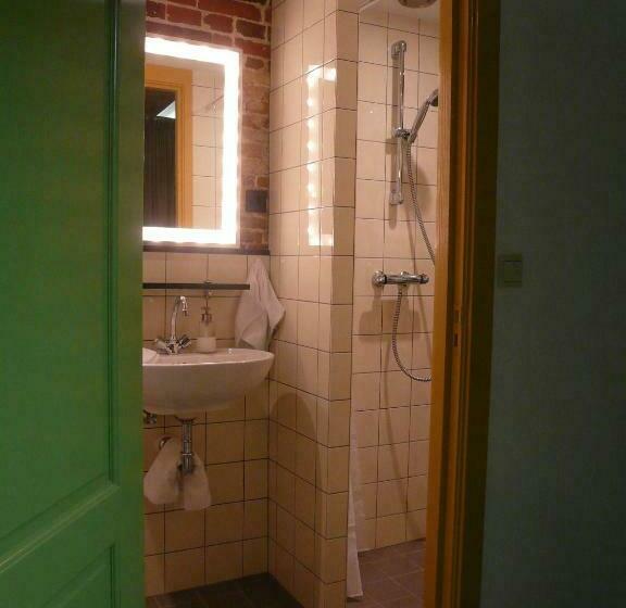اتاق استاندارد, B&b Pakhuis Emden
