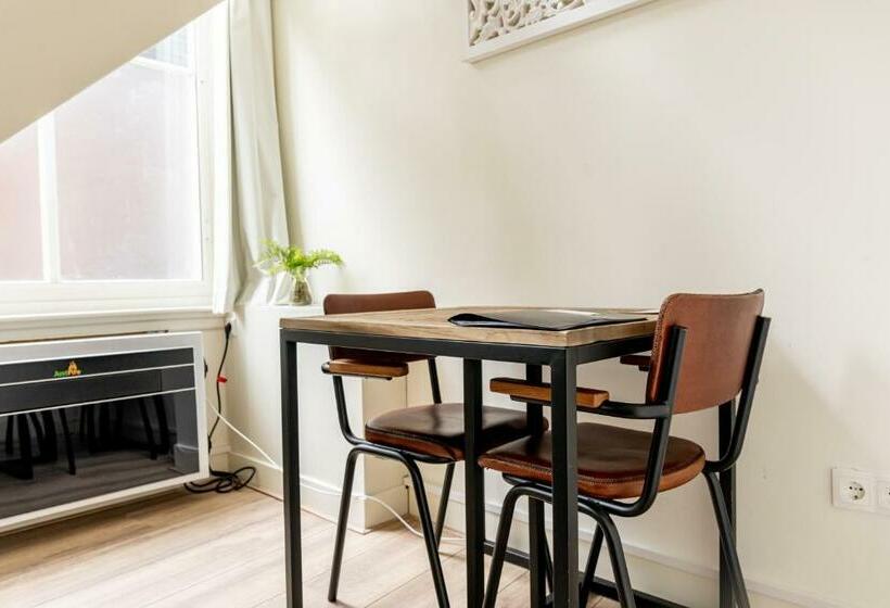 استودیوی لوکس, 1001 Nights Boutique Lofts