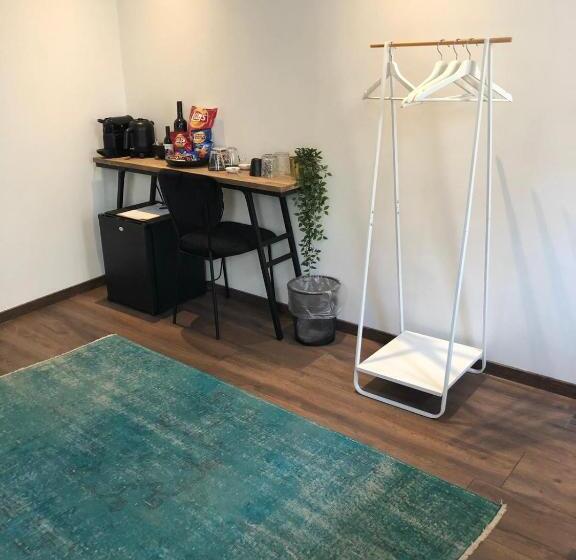اتاق لوکس با بالکن, 1001 Nights Boutique Lofts