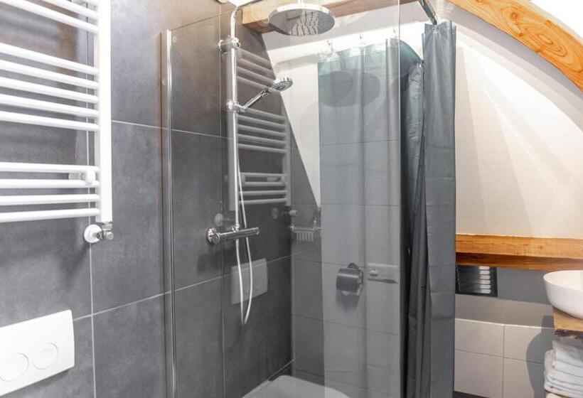 اتاق استاندارد با چشم‌انداز شهر, 1001 Nights Boutique Lofts
