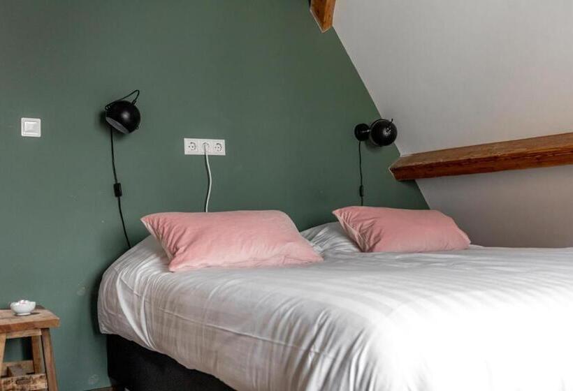 اتاق استاندارد با چشم‌انداز شهر, 1001 Nights Boutique Lofts