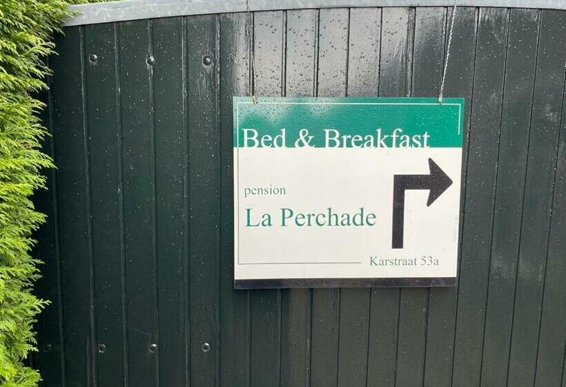 اتاق استاندارد چهار تخته, La Perchade