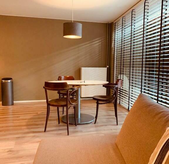 1 Bedroom Apartment, Stadslogement By Peek