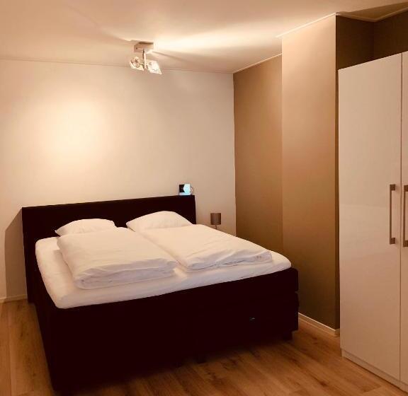 1 Bedroom Apartment, Stadslogement By Peek