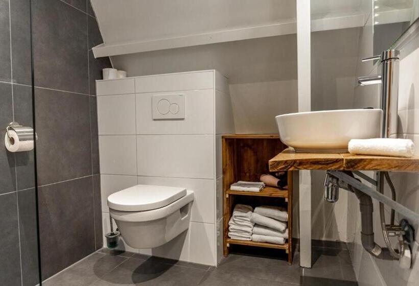 اتاق لوکس چهار تخته, 1001 Nights Boutique Lofts