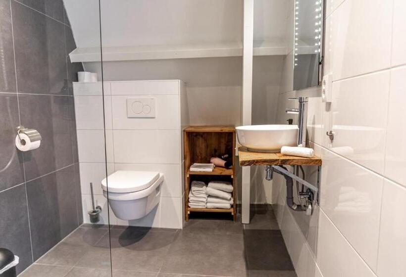 اتاق لوکس چهار تخته, 1001 Nights Boutique Lofts