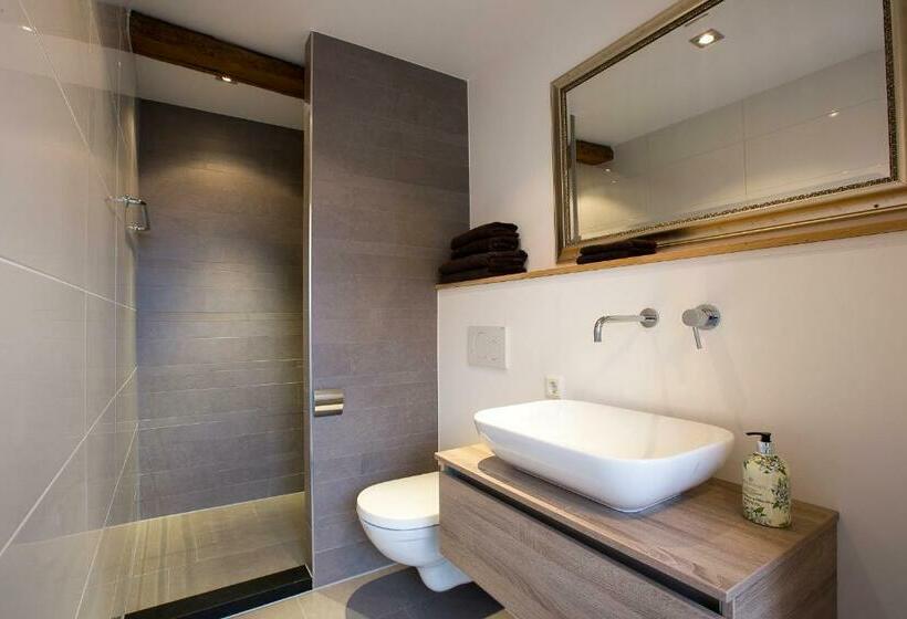 اتاق استاندارد سه نفره, Bed & Breakfast De Vier Seizoenen