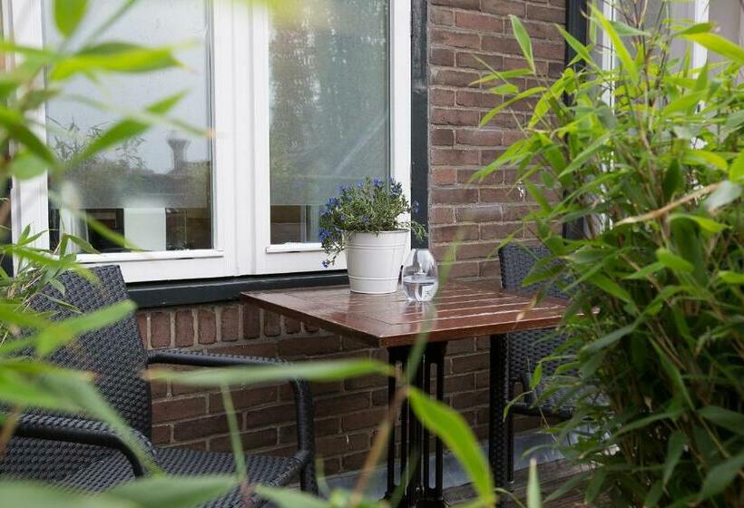 اتاق استاندارد, Bed & Breakfast De Vier Seizoenen