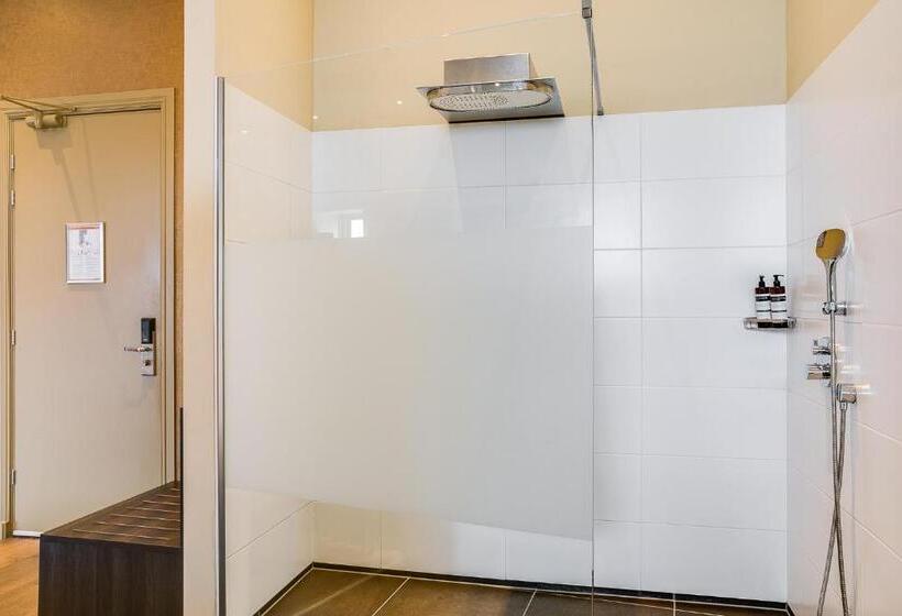 سوییت اجرایی, Brasss Hotel Suites