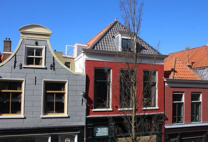 تختخواب در اتاق مشترک, Hostel Delft