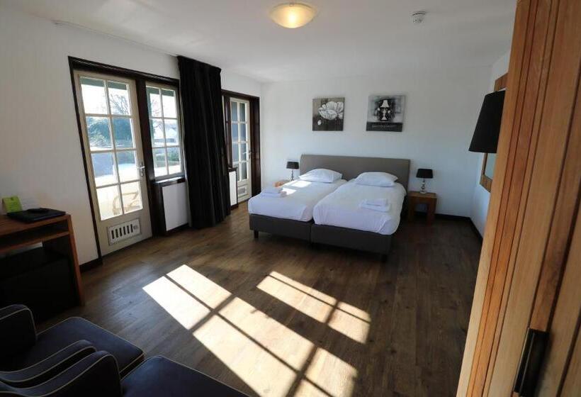 اتاق سوپریور, Strandhotel Dennenbos