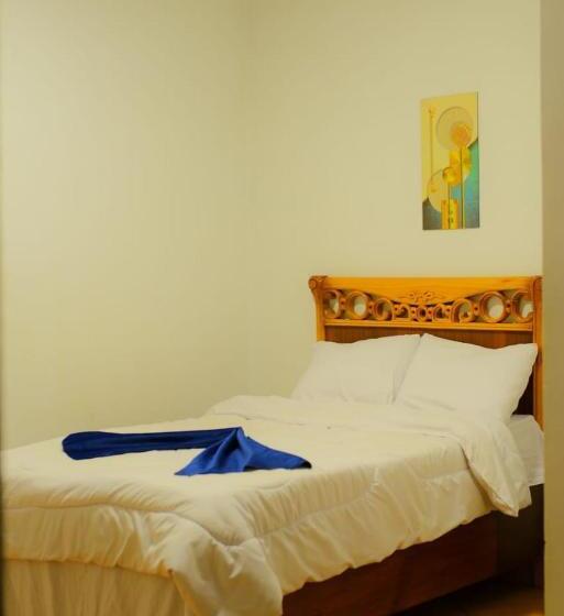 اتاق استاندارد با چشم‌انداز استخر, Hoppa Guest House