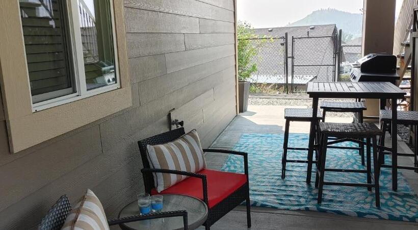 اتاق خانوادگی, Winedownhere   Lic. 75806