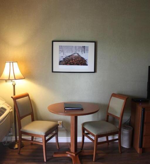 اتاق استاندارد با تخت بزرگ, Cedar Meadows Resort & Spa, Ascend Hotel Collection