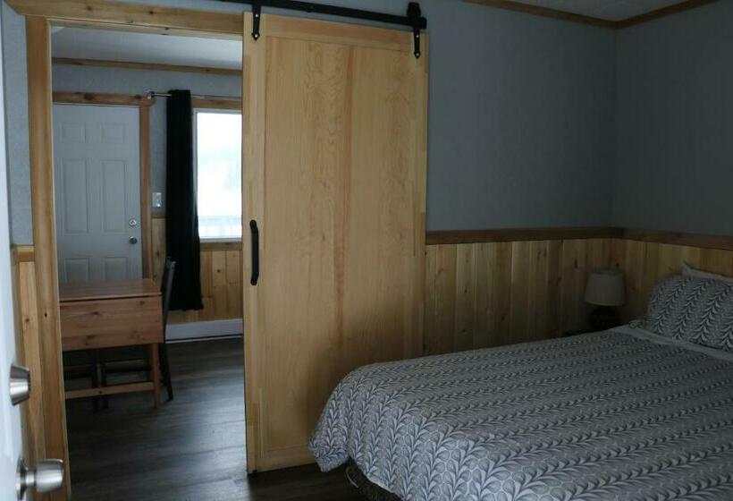 اتاق استاندارد با چشم‌انداز دریاچه, Jasper Way Inn Resort & Campground