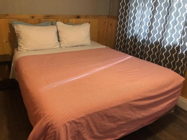 اتاق استاندارد با چشم‌انداز دریاچه, Jasper Way Inn Resort & Campground