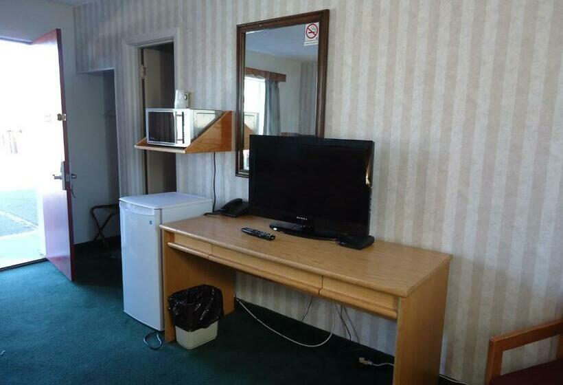 اتاق استاندارد, Kingsway Inn