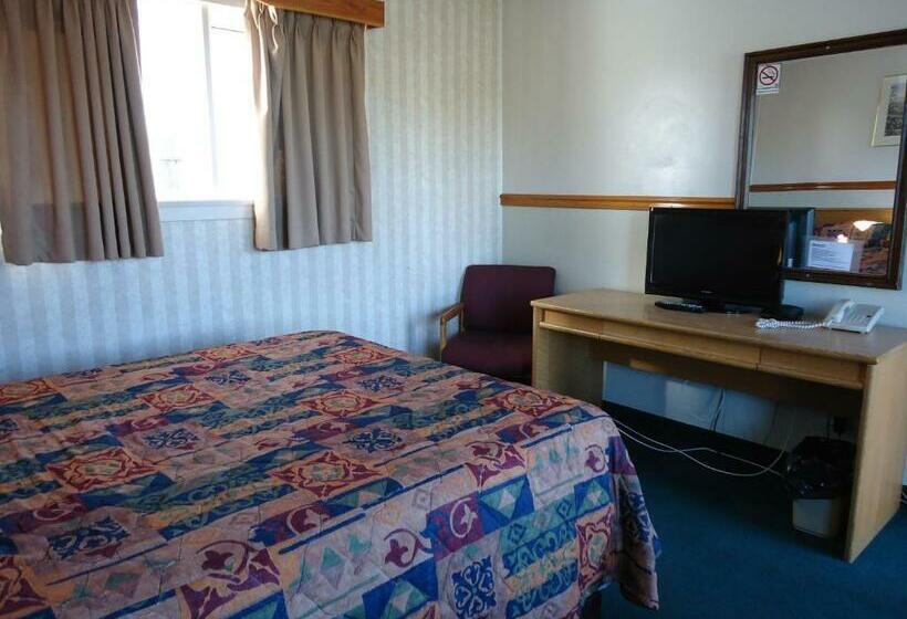 اتاق استاندارد, Kingsway Inn