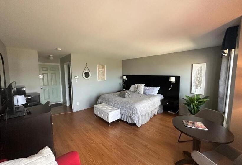 سوییت لوکس, Motel Le Point De Vue
