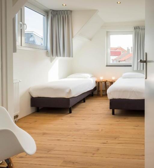 四人标准间, Strandhotel Domburg