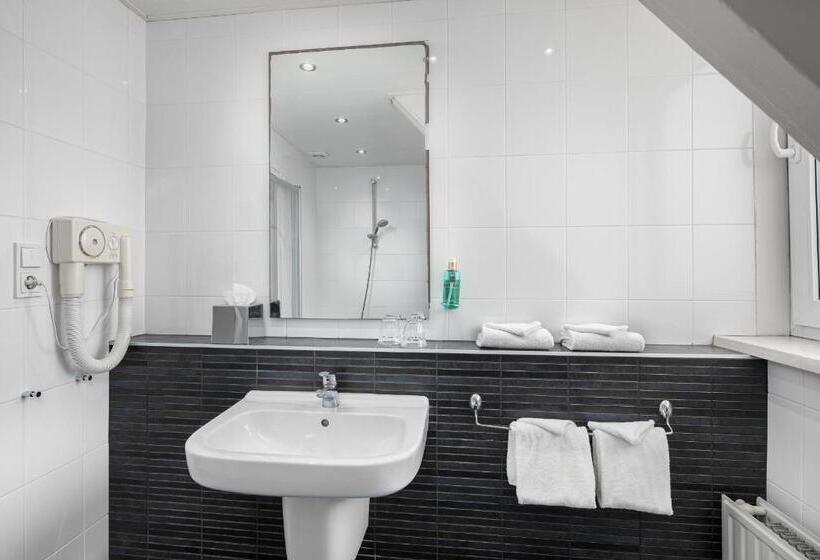 四人标准间, Strandhotel Domburg