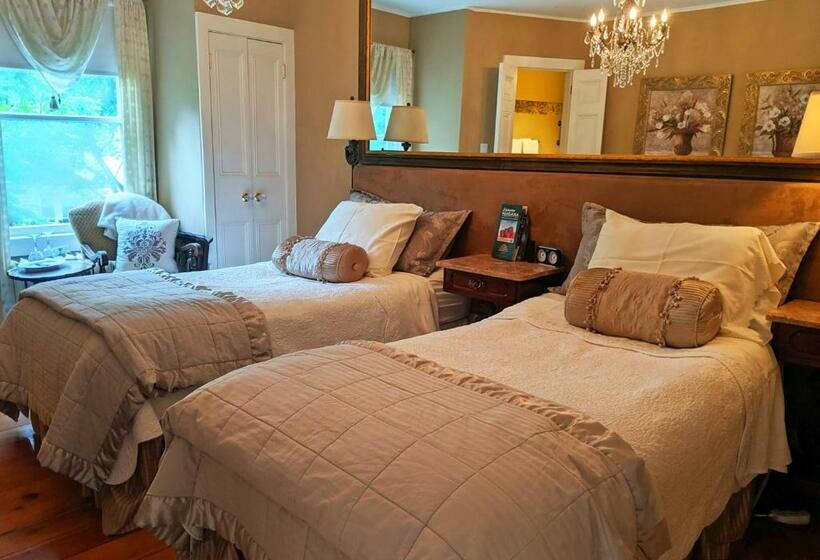 اتاق استاندارد با تخت بزرگ, Apple Tree Historic B&b