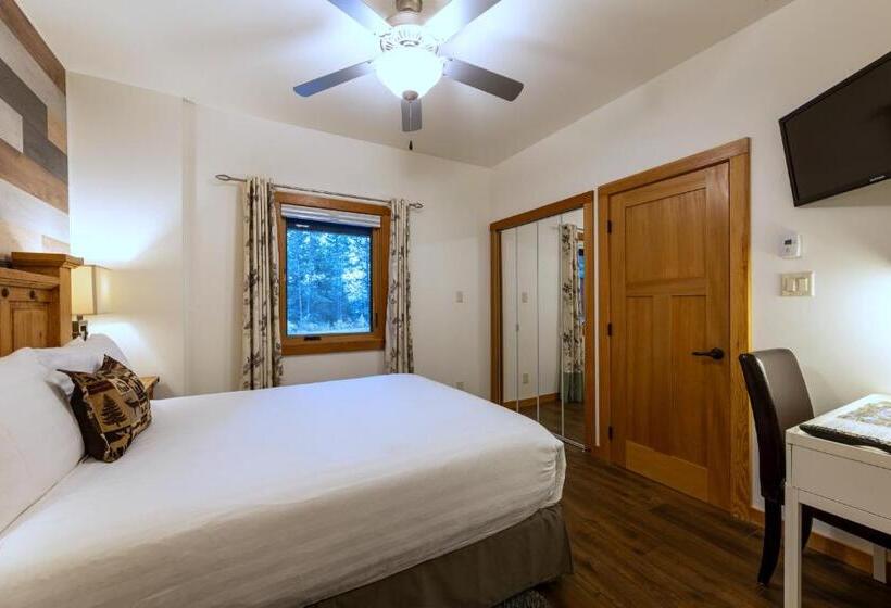 اتاق استاندارد با تخت دو نفره بزرگ, Canyon Ridge Lodge