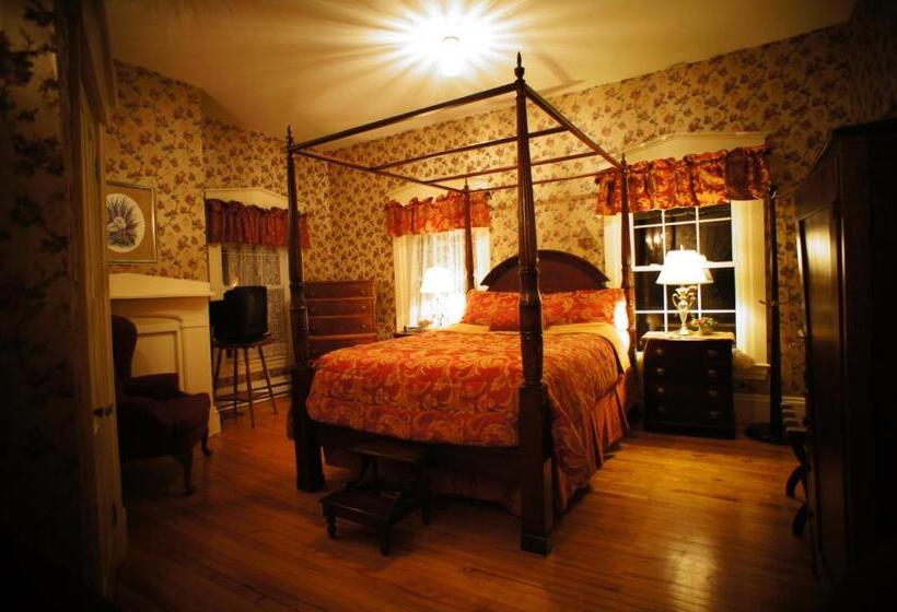 اتاق استاندارد, Inn On Frederick