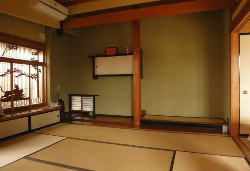 اتاق خانوادگی, Minpaku Hiraizumi