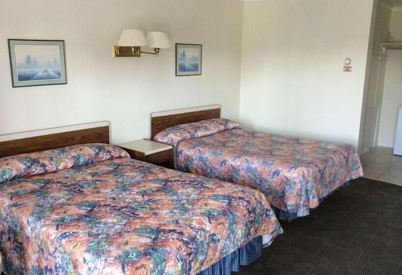 اتاق استاندارد با 2 تخت دوبل, Embassy Motel