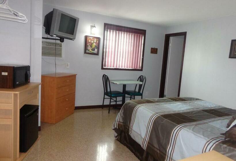 اتاق استاندارد, Happy Motel